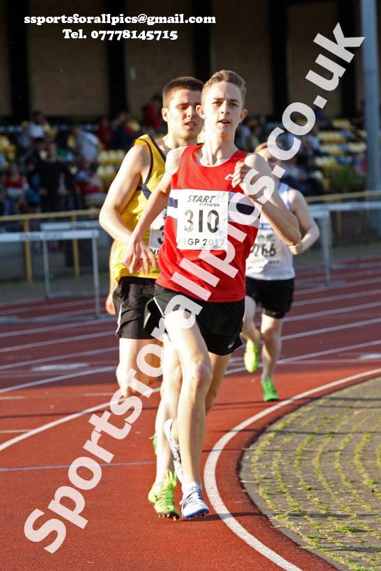 North Eastern Grand Prix 800 metres at Monkton, Jarrow, Wed., May 24th Photo: David T. Hewitson/Sports for All Pics